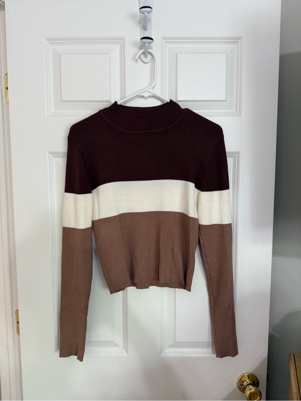 Colorblock Ribbed Mock Neck Sweater Top - Brown, Cream, Dark Brown